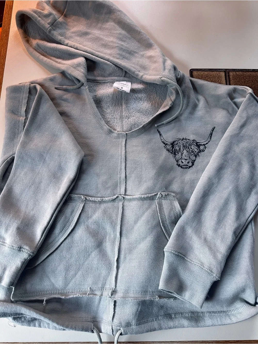 Kids Hooded Pullover Jacket in Light green/ grey with Highland Cow Graphic